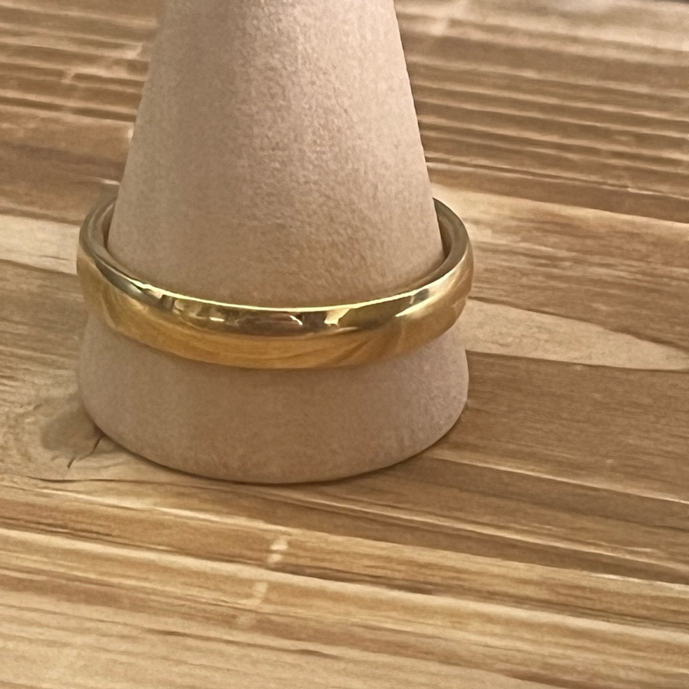 Gold‎ Ring Band Made From High Quality Solid Gold Titanium With A 4mm Width~ New - Picture 2 of 7